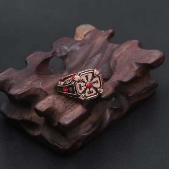 God of War Mason's Ring - Size 9 - Picture 3 of 5